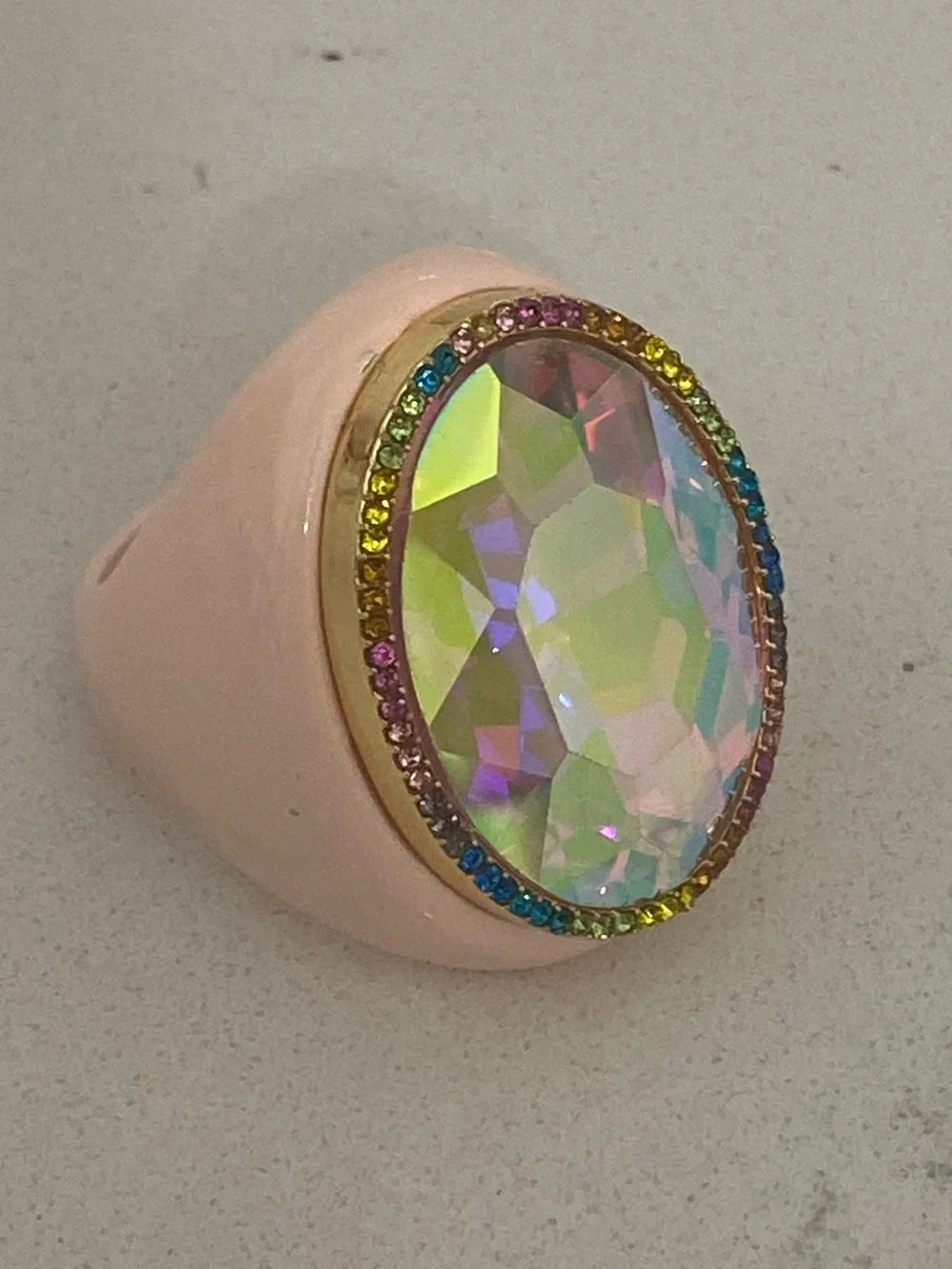 Kurt Geiger Oval Stone Cocktail Ring Pink Enamel Size 9